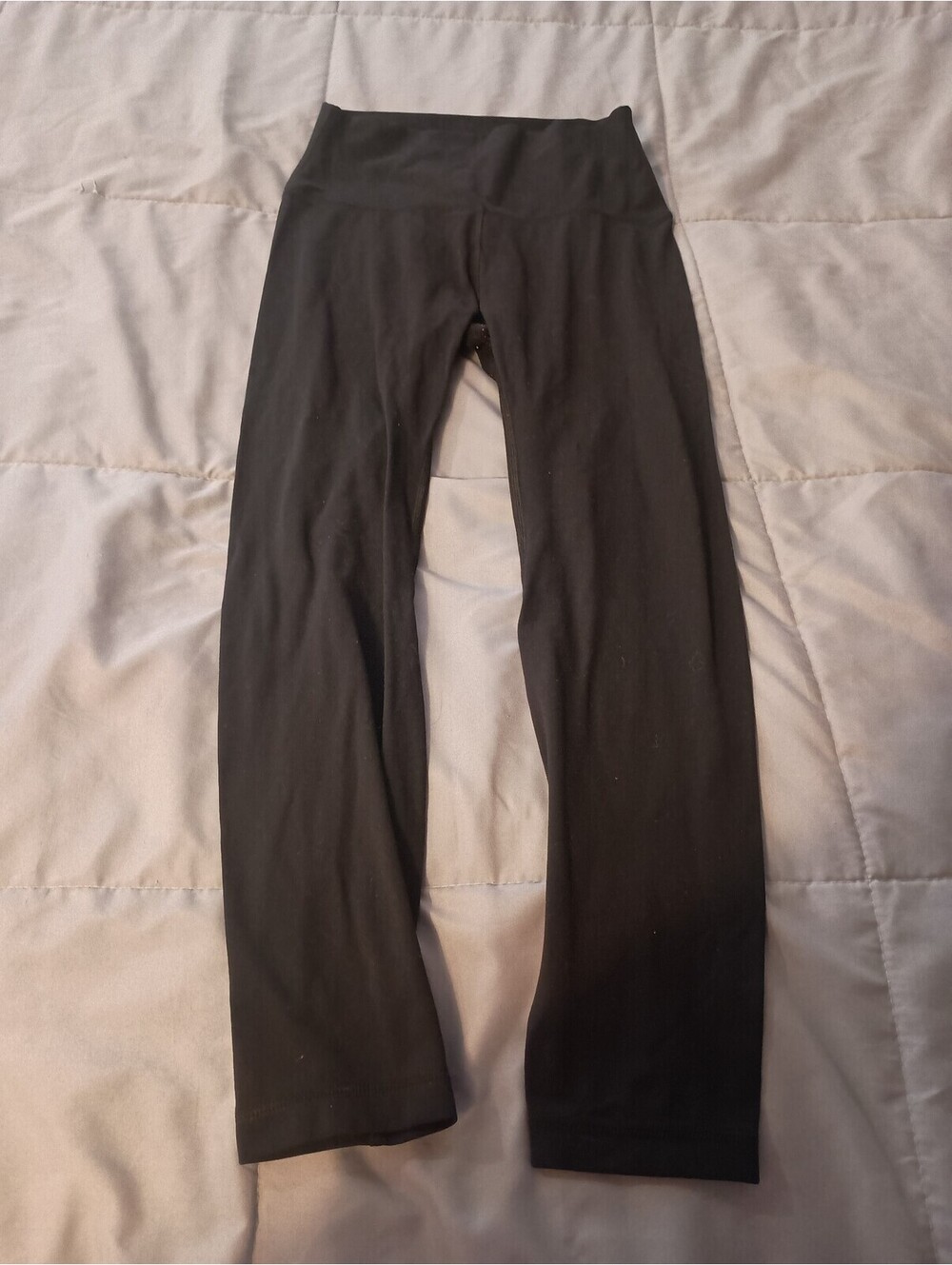 heynuts black leggings size small